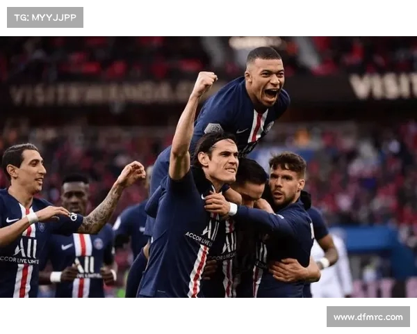 法甲精彩集锦:顶级球队争锋,绝妙进球与激烈对决回顾 法甲精彩集锦:顶级球队争锋,绝妙进球与激烈对决回顾